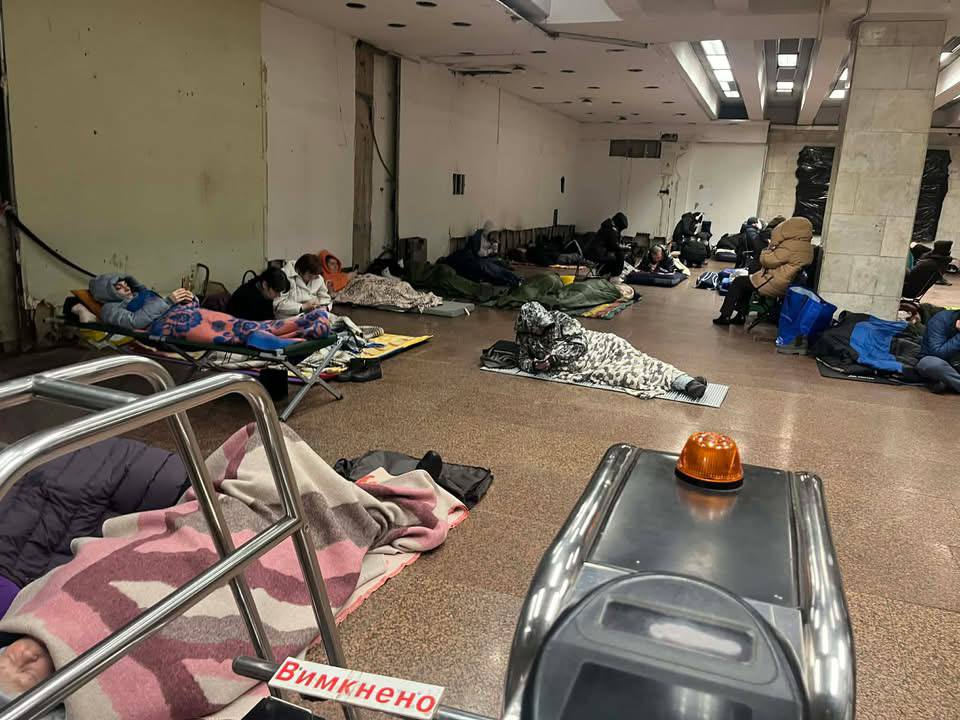 Kyiv residents shelter in subways due to war