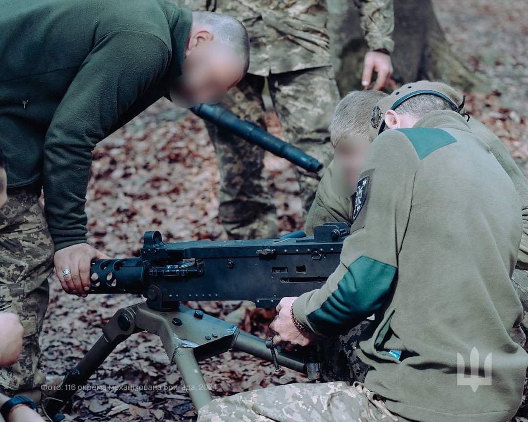 Mastery of weapons by 116th Brigade soldiers