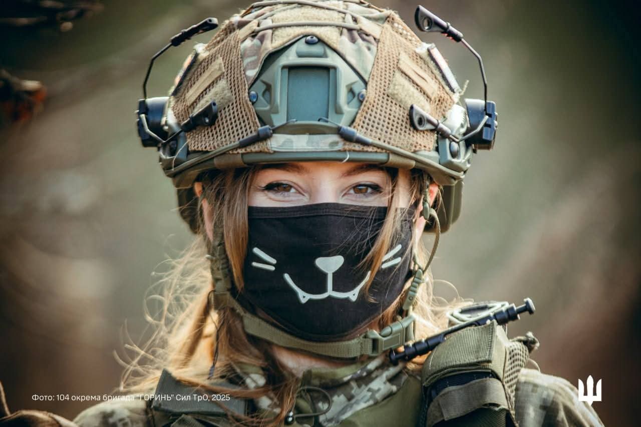 Women in military uniform – this is Ukraine that does not surrender
