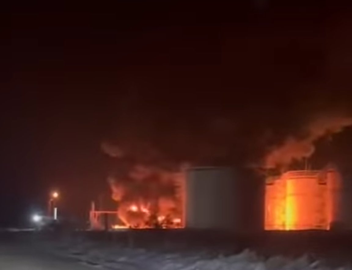 EuromaidanPR post anticipates oil depot burning in Russia