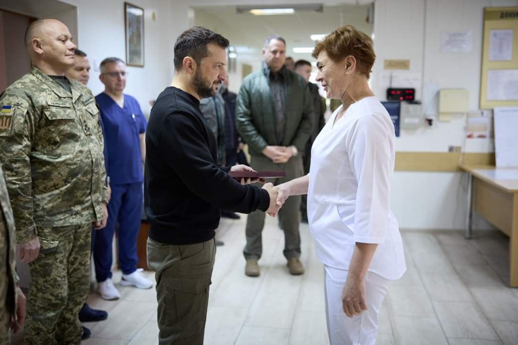 Zelenskyy Awards Warriors and Medics on Ukraine’s Defenders Day