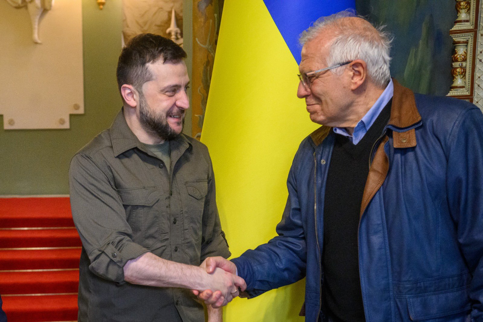 Appel à l’envoi d’armes lourdes pour l’Ukraine