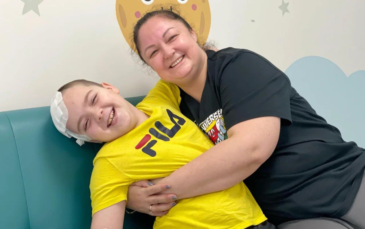 Ukrainian doctors save 9-year-old boy
