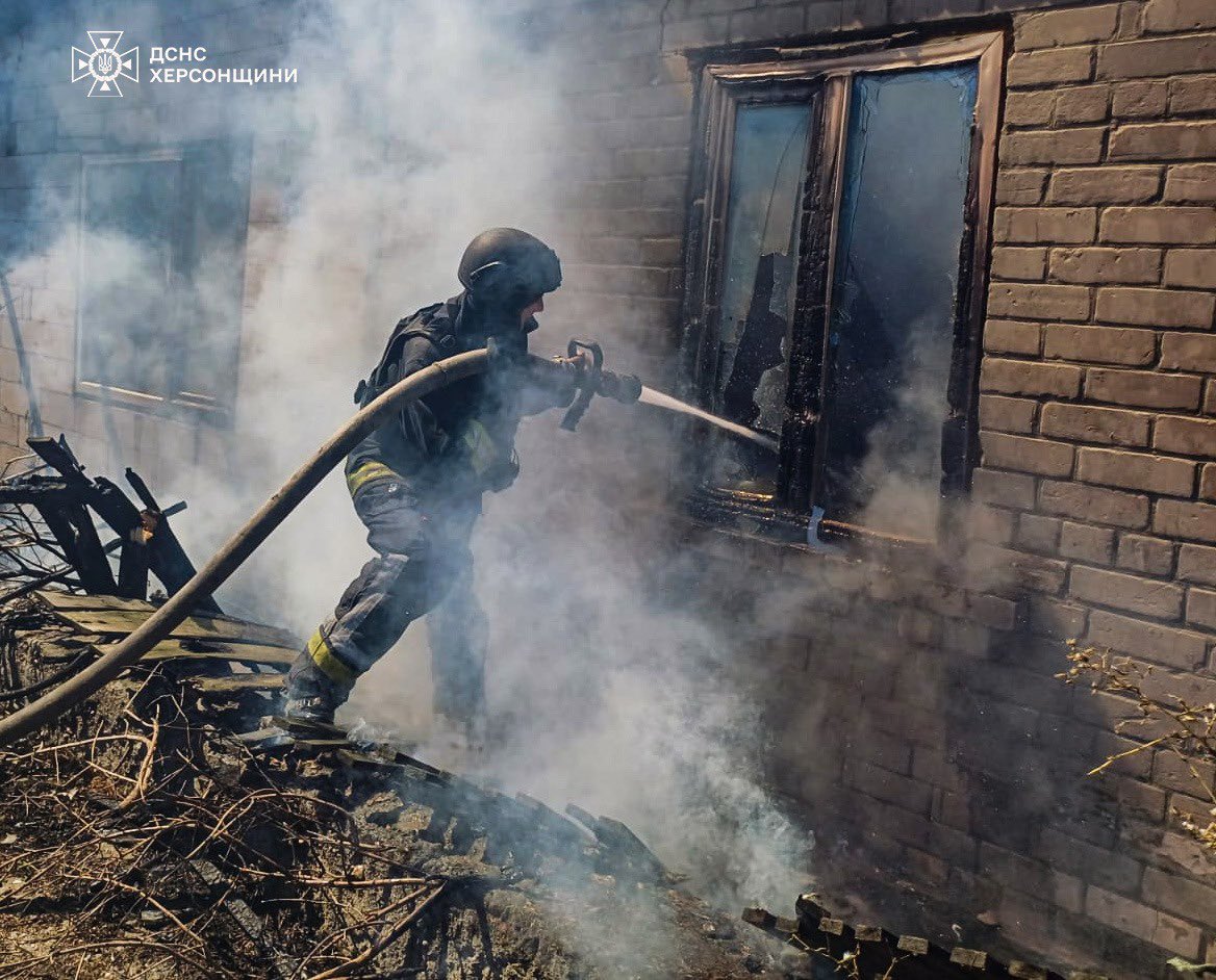 Russian attack on Kherson and Chornobaivka injures minor boy.