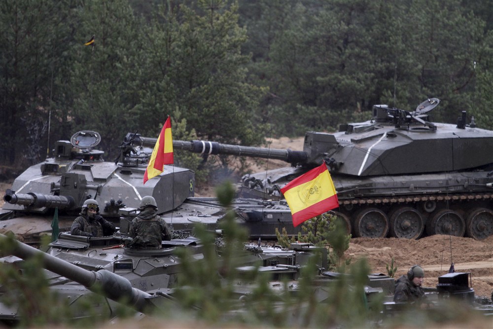 Spain sends 10 Leopard 2A4 tanks, missiles, and loaders to Ukraine
