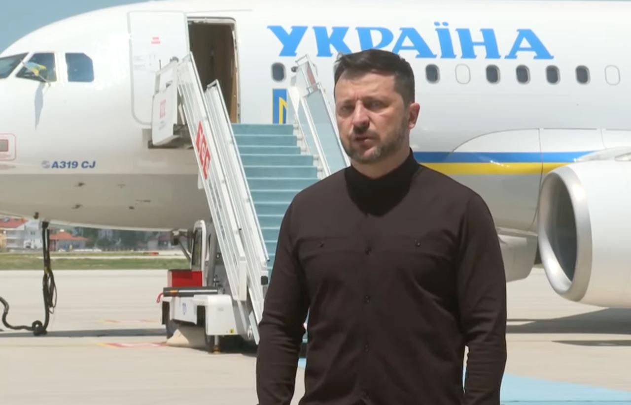 Zelensky calls Russian delegation a mock setup, ponders next steps