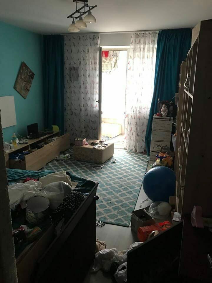 Russian army looted Belarusian poet Siarhei Prylutski’s apartment in Bucha, stole icon