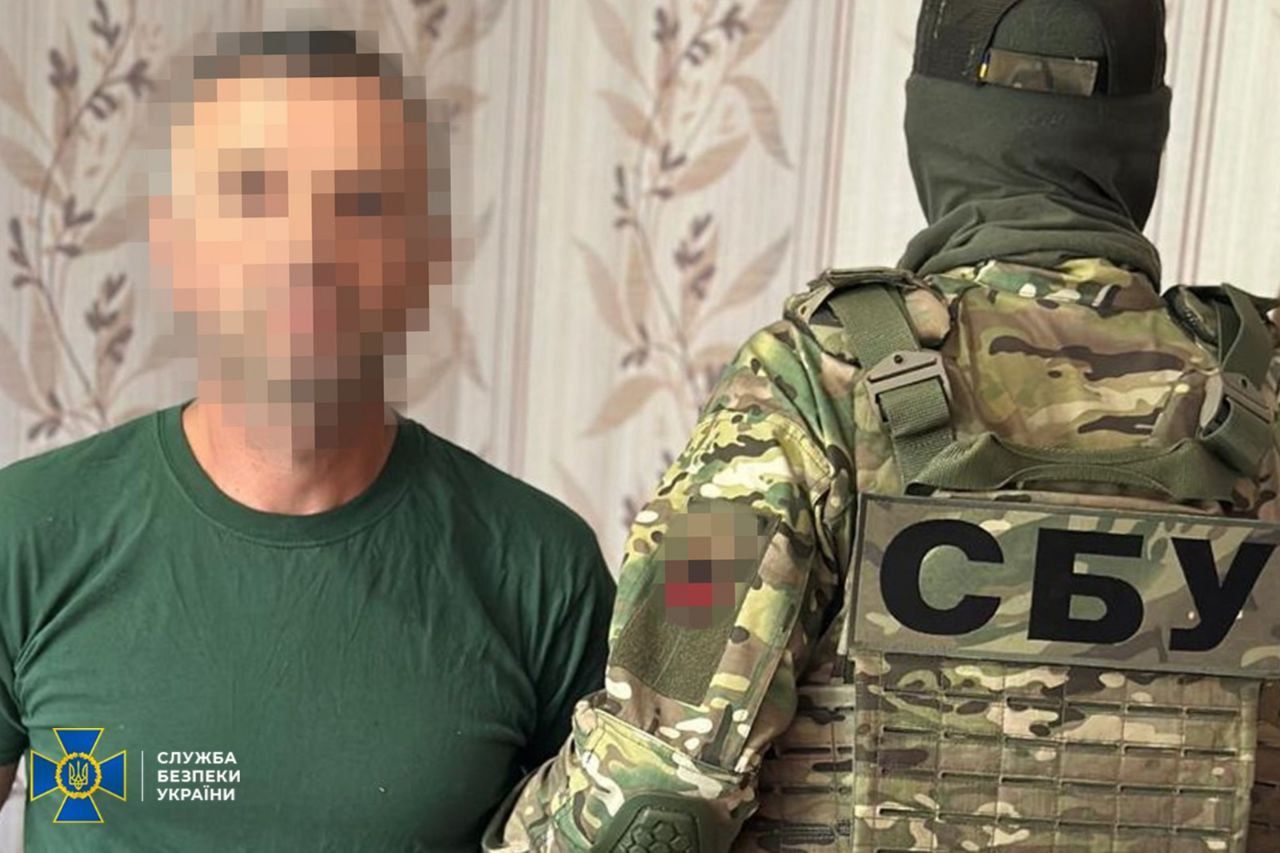 Ukraine arrests two FSB agents plotting drone strikes
