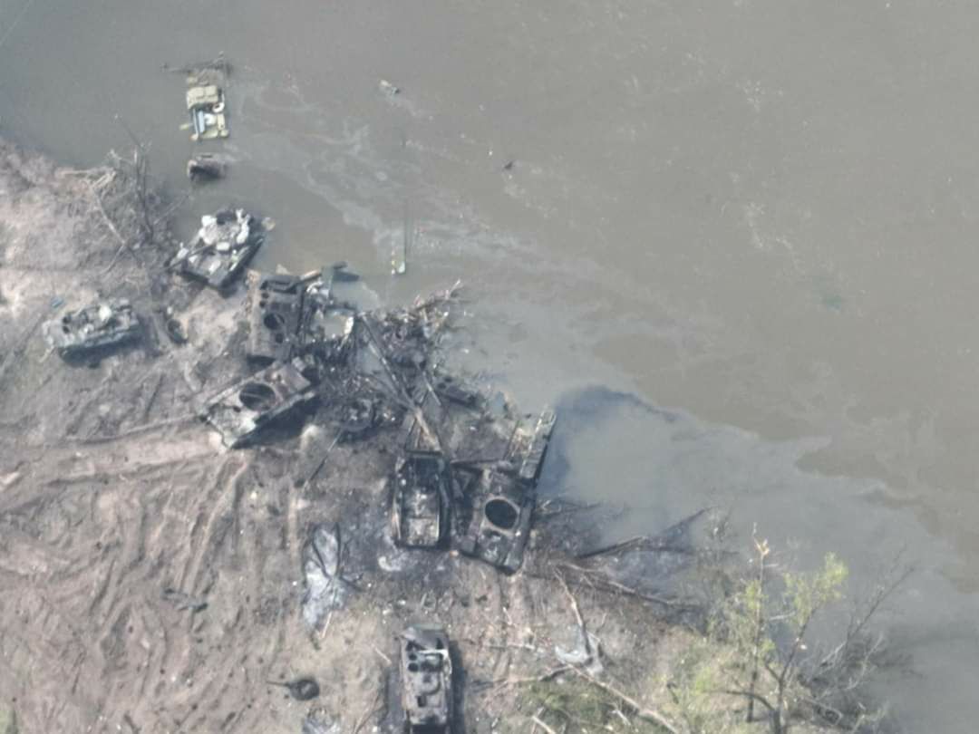 Two Russian pontoon bridges destroyed on Siverskyi Donets