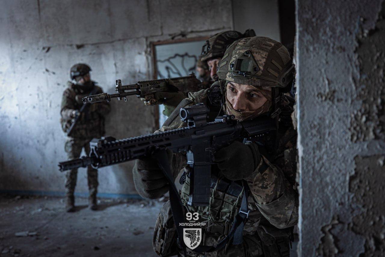 Raiders’ sharp CQB training: urban combat precision and discipline.