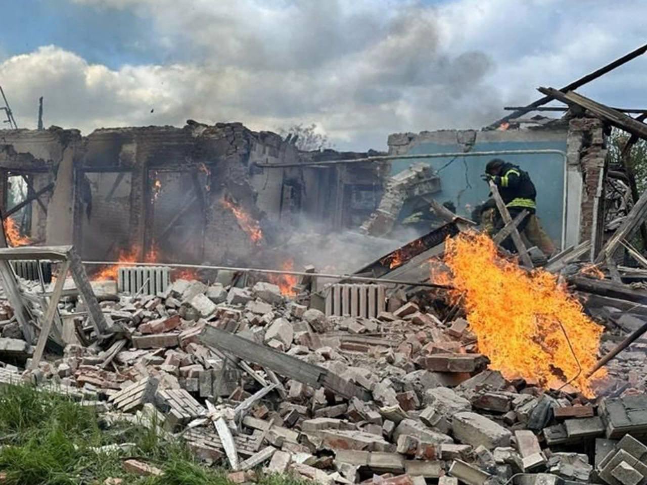 Russian shelling kills 3, injures 4 in Kostyantynivka