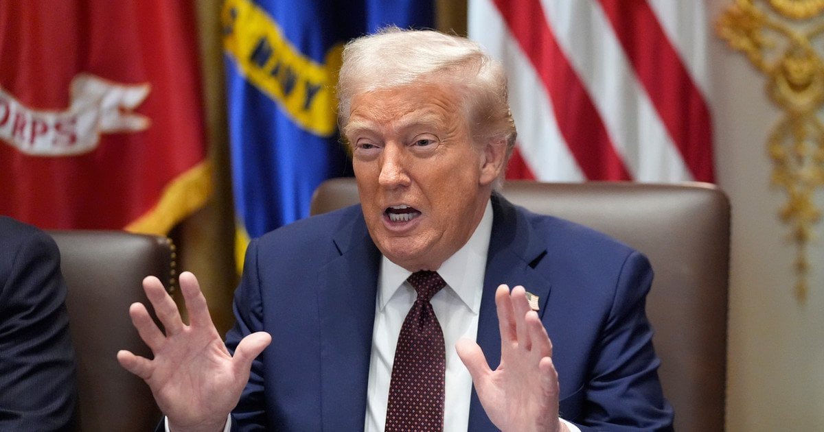Trump offers Ukraine Tomahawks if Russia continues war