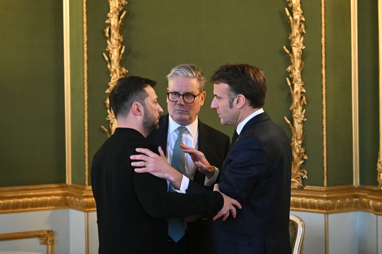 Macron, Starmer to join Zelensky in US for peace plan, UK urges US aid