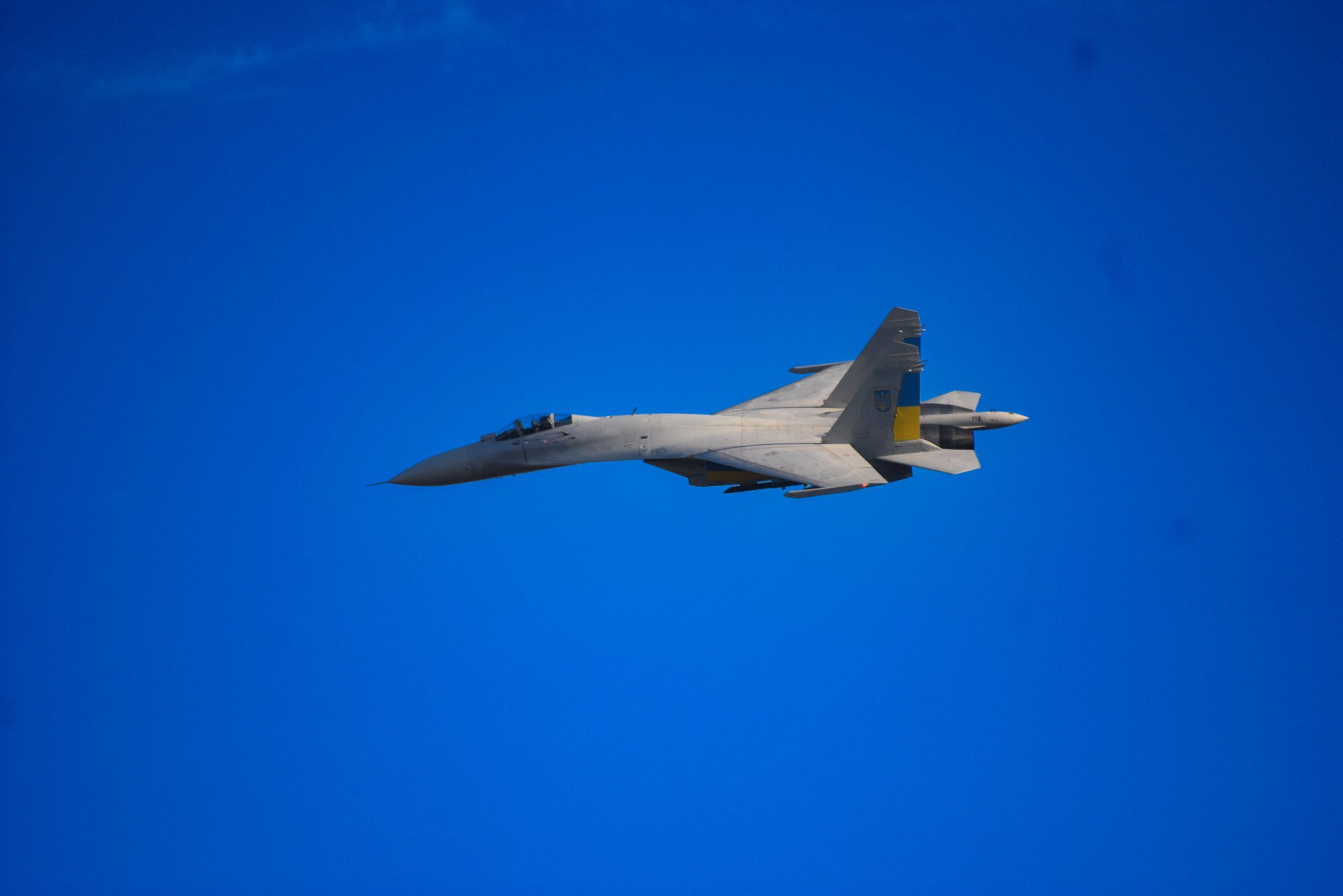 Flight of the Ukrainian Su-27 Fighter