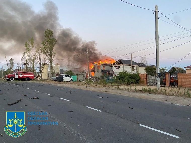 Russian strikes destroy five homes and damage resorts in Zatoka