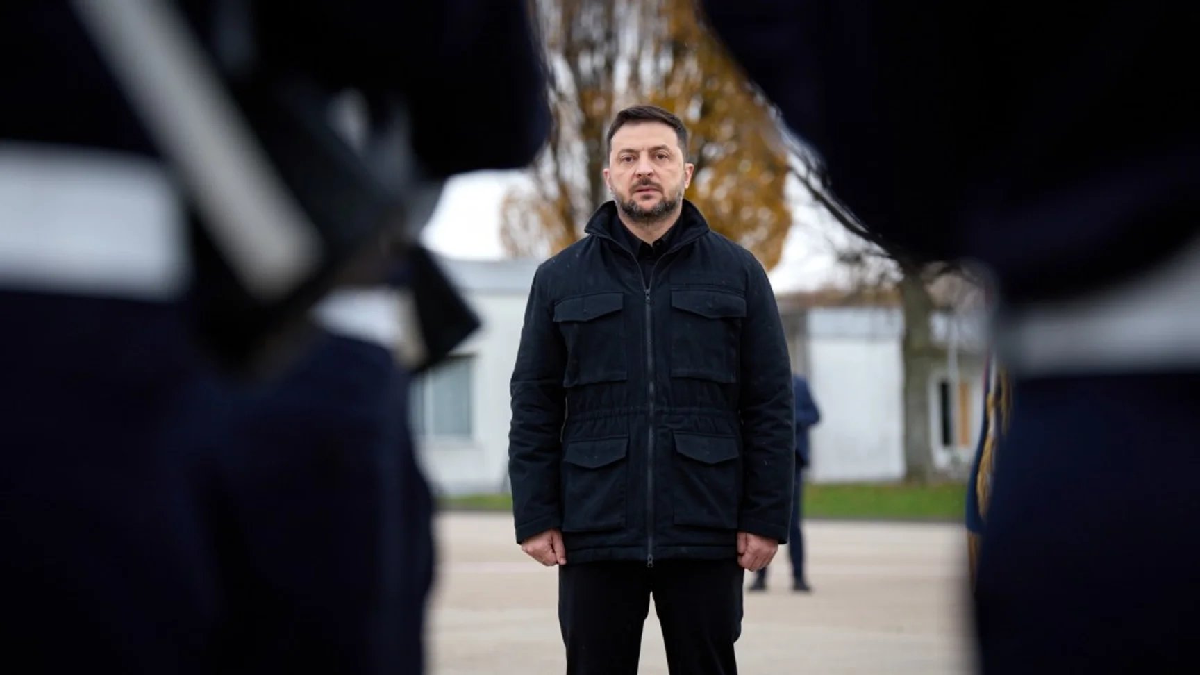 Ukraine reportedly agrees to limit army to 800,000 troops in peace plan