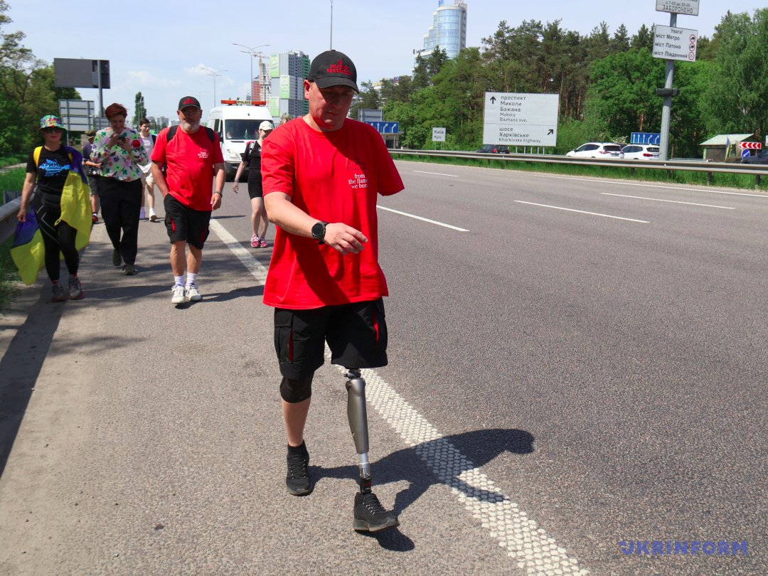Marathon to fund a wounded comrade’s rehabilitation