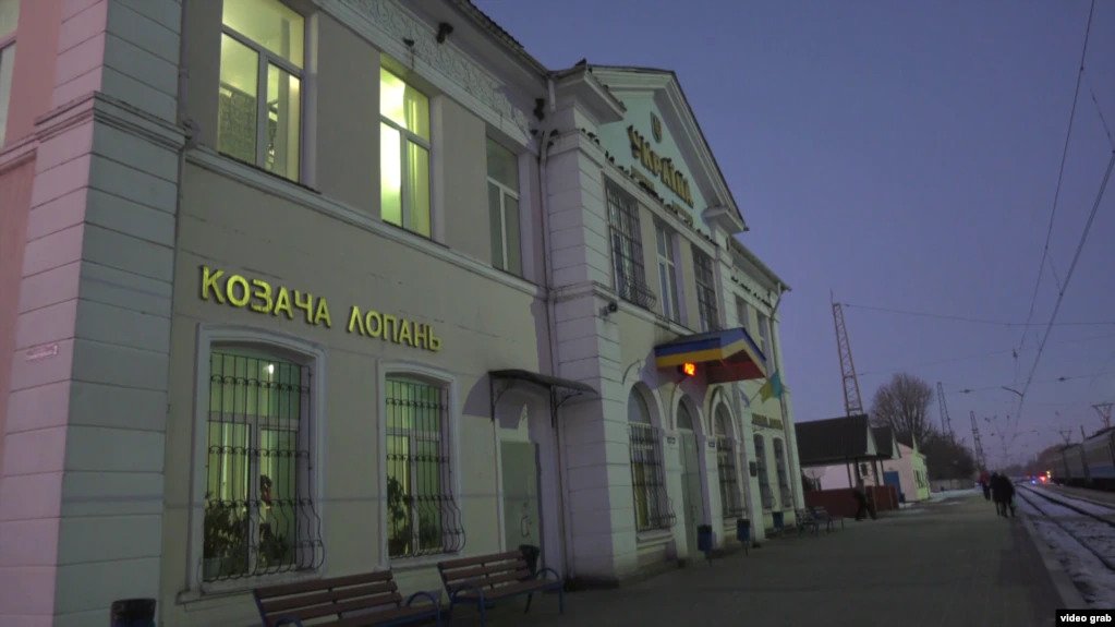 Occupants set up ‘torture camp’ at Kozatya Lopan station