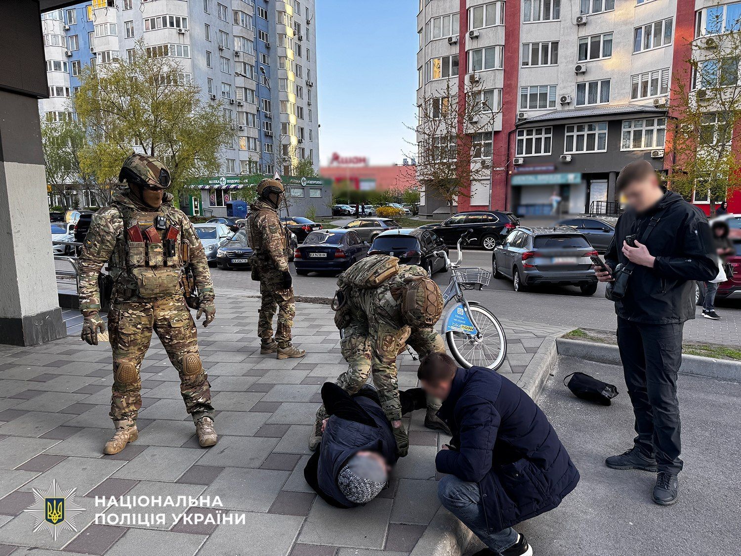 Police uncover fake legalization scheme with Russian volunteers