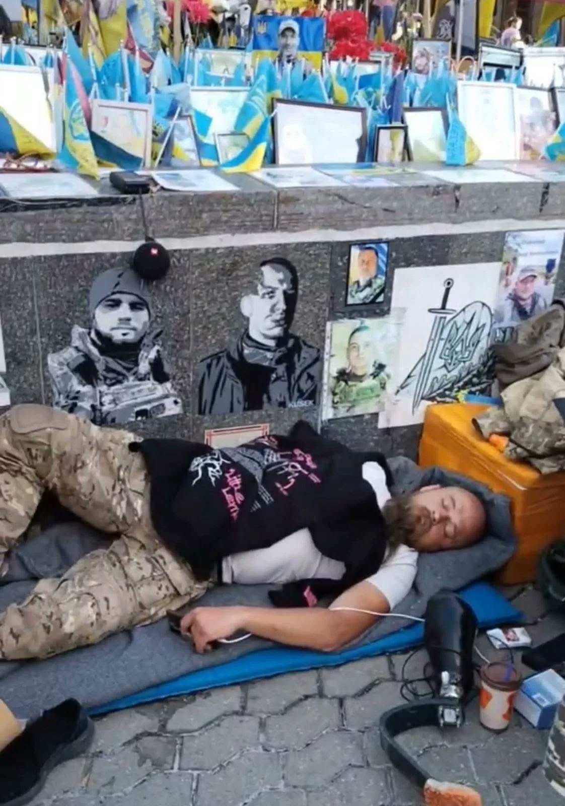 Ukrainian veteran hunger strikes over military cemetery plan in Kyiv