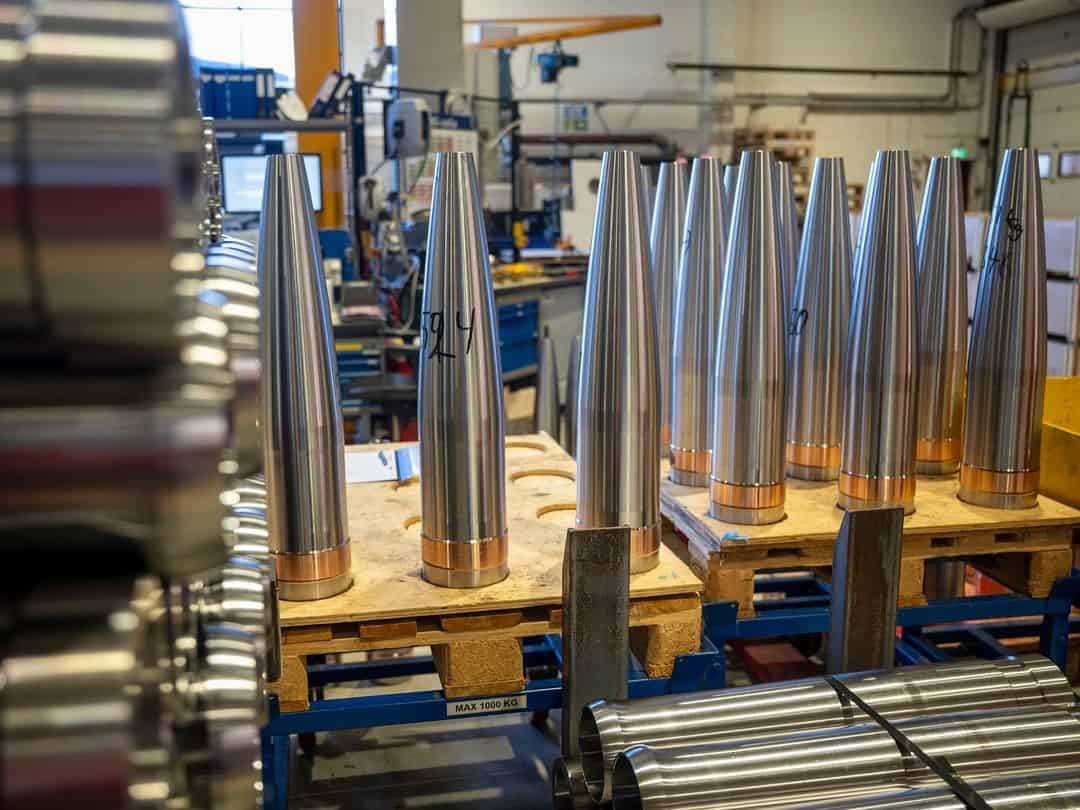 Canada invests $1.4B in artillery production