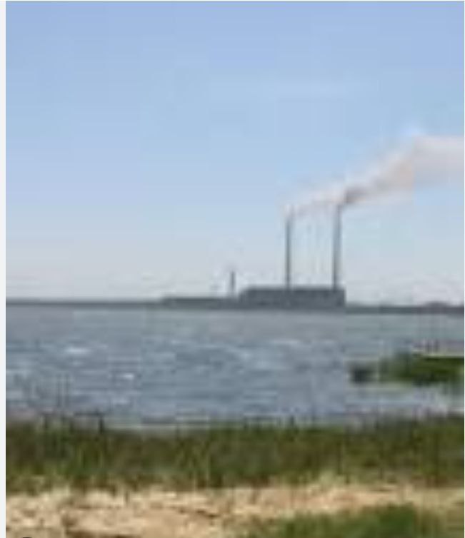 Terniv dam of Kurakhove Reservoir blown up, floods nearby villages