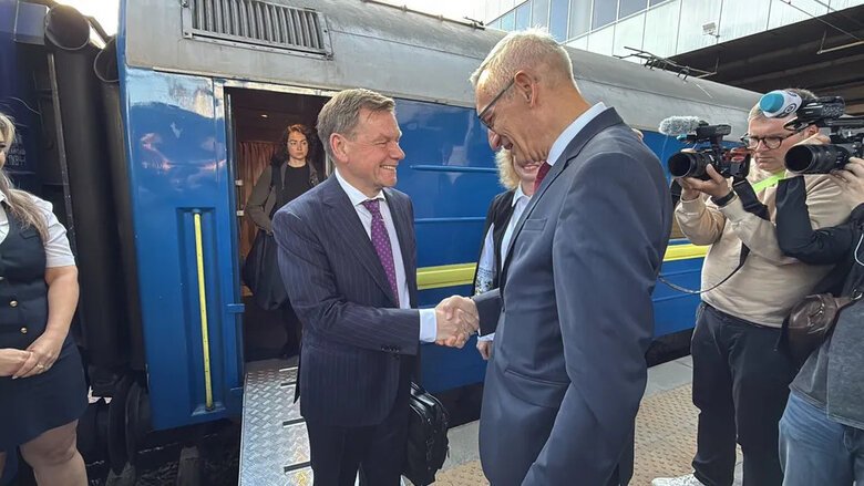 German Foreign Minister Bádeful arrives in Kyiv