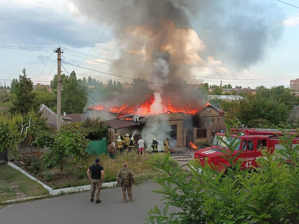 Russian shelling of Bakhmut kills 3, injures 3