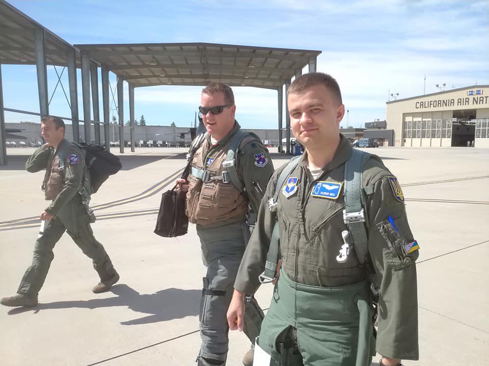 Ukrainian pilot Oleksiy Mes dies