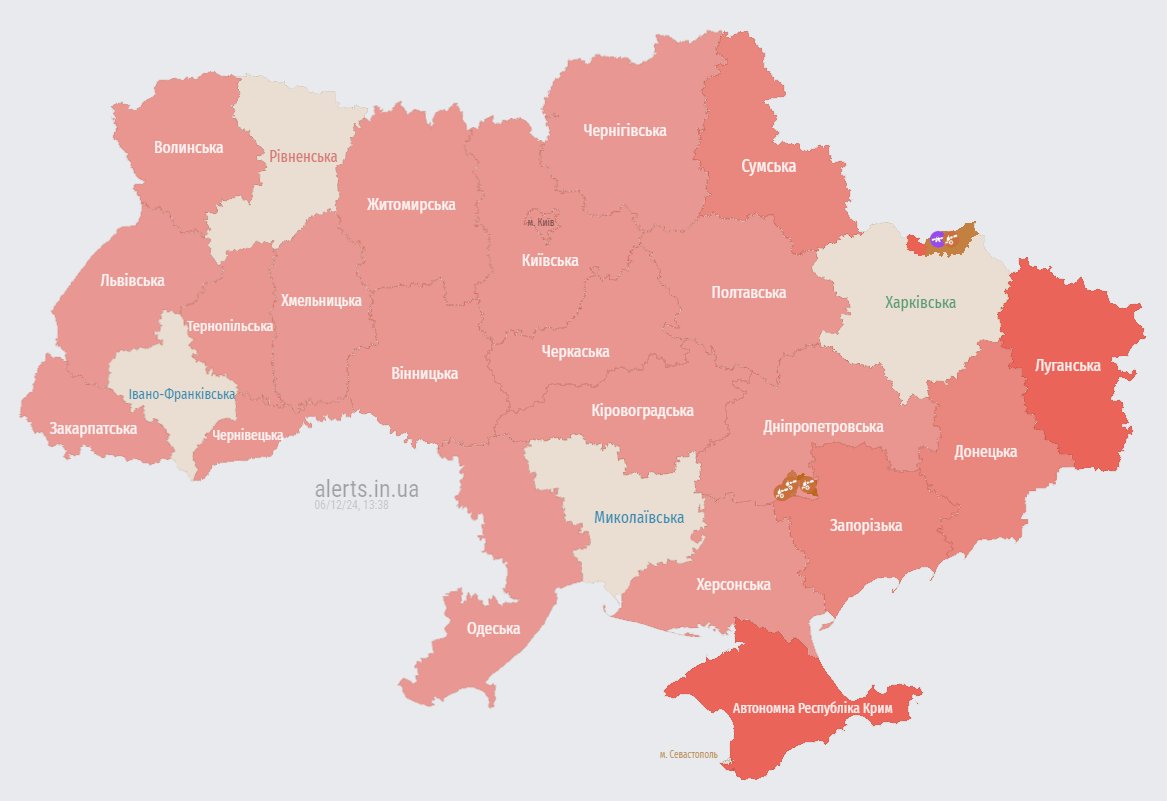 Threat of ballistic weapon use across Ukraine