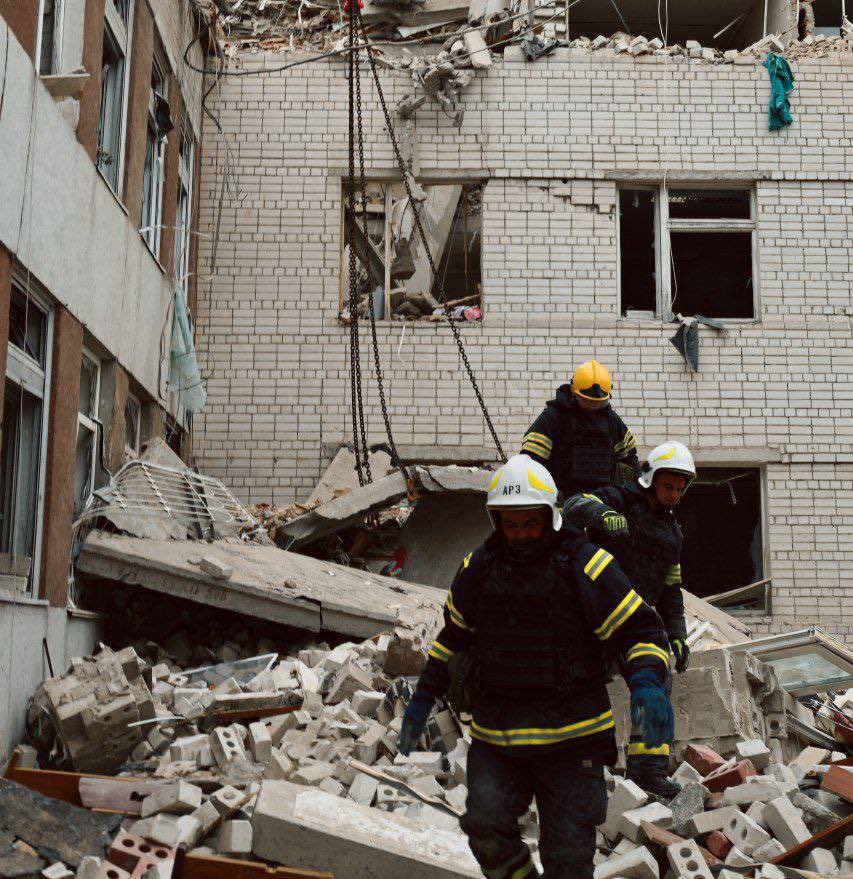 Russian attack in Chernihiv: 17 dead, over 60 injured including children