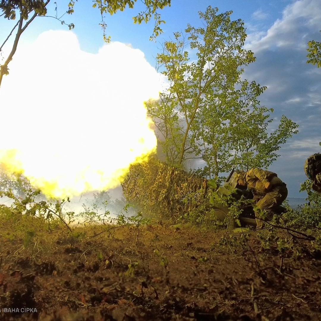 The D-44 85mm divisional gun in action