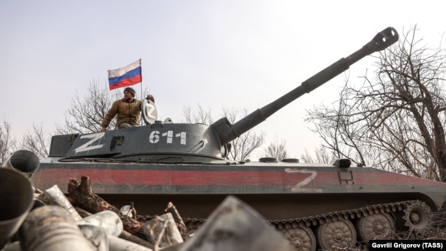 Russians Identify Strike Locations in Donbas