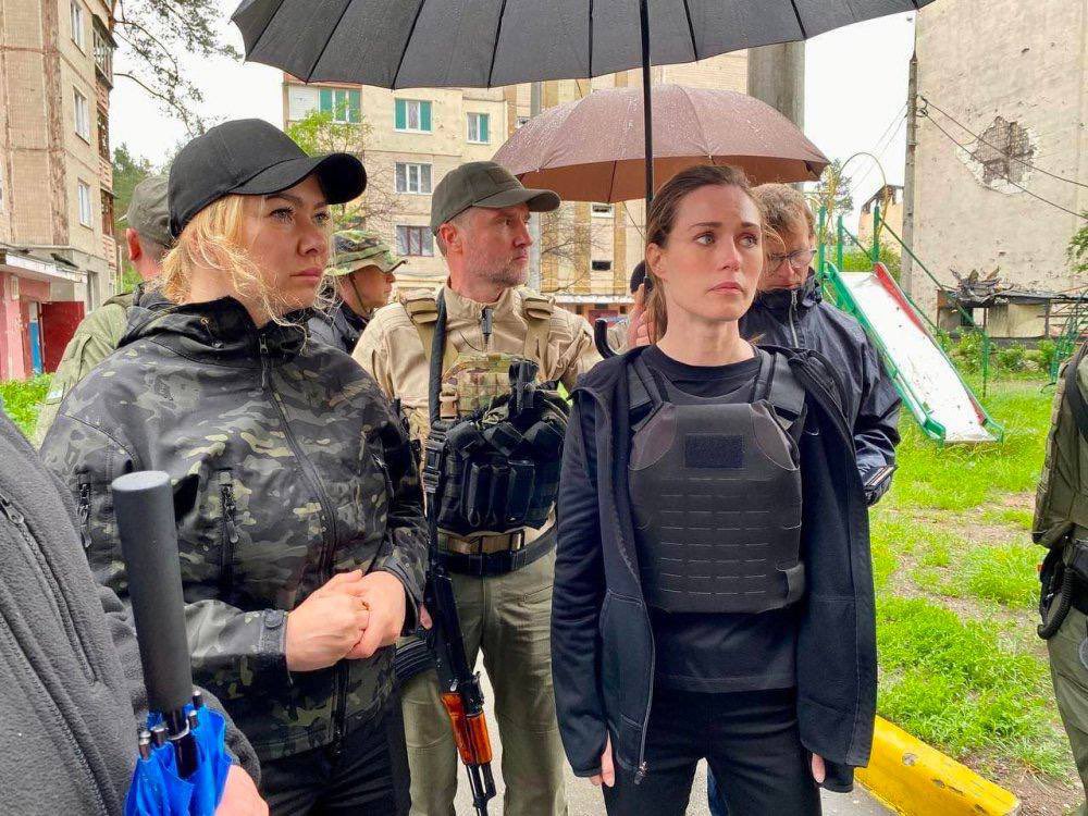 Finnish PM visits Kyiv and war-torn Irpin and Bucha