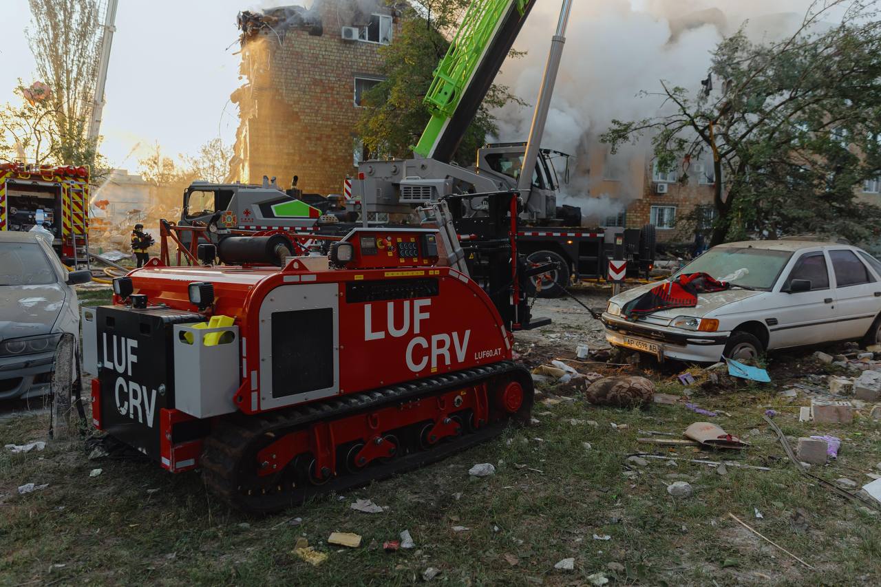 Russian strike on Kyiv: 10 people missing