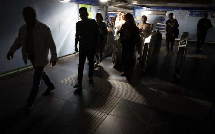 Ukraine offers to help Europe restore power grids after outages