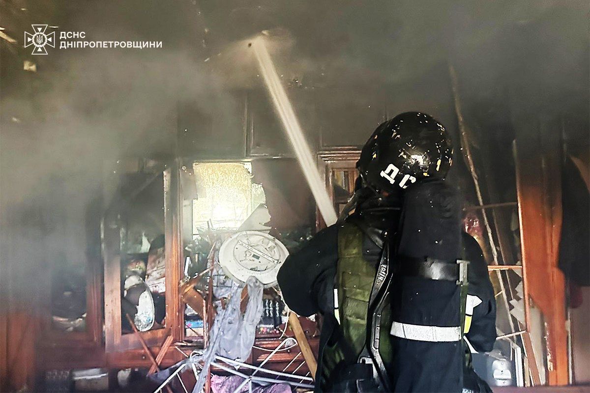 Russian attack on Pavlohrad kills 1, injures 40