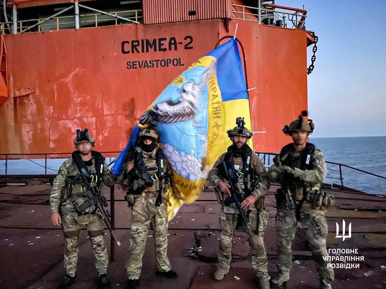 Zelenskyi thanks Ukrainian military intelligence on their day.