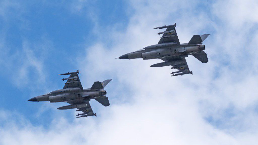 Additional photo of Ukrainian F-16s