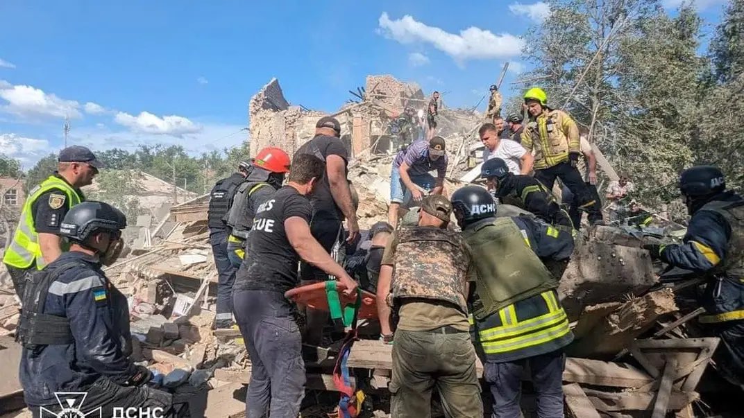 Russian attack on Kryvyi Rih kills 9, injures 32, including children