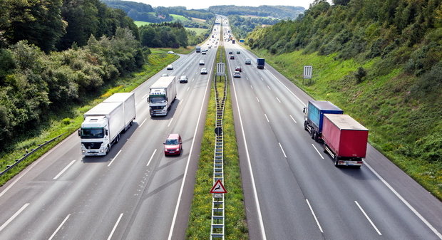 Poland Resumes Ukrainian Truck Transit After EU Commission Intervention