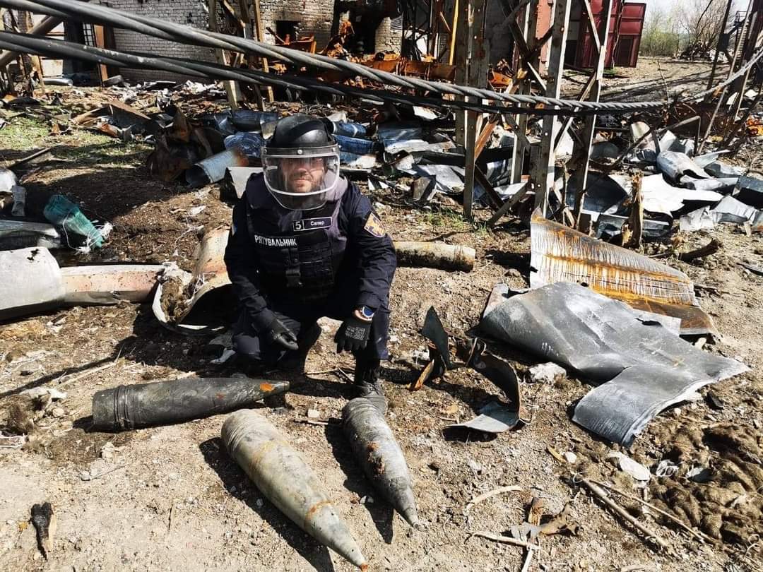 Russia destroys peaceful cities