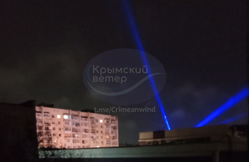Loud noises and explosions in Yevpatoriya near air repair plant
