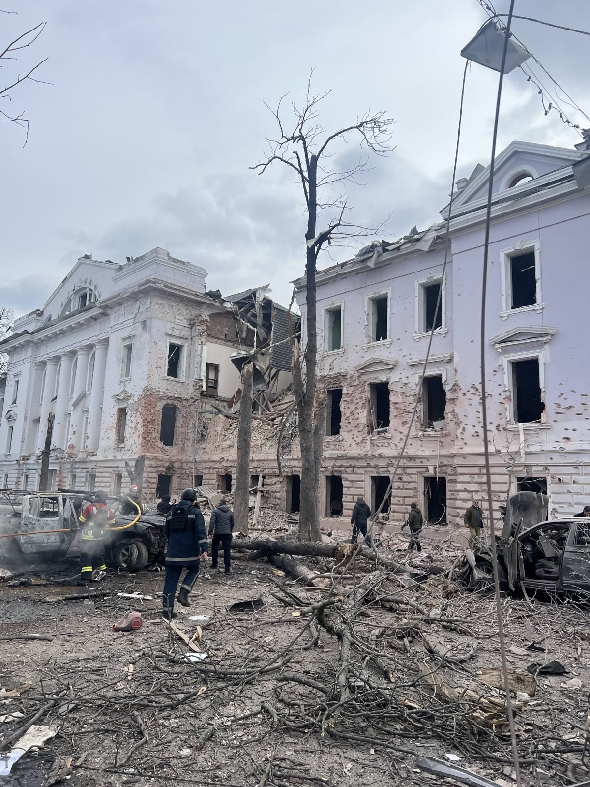Sumy: Russian missile strikes city center