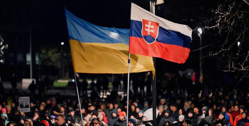 Slovaks raise nearly €4 million for Ukraine shells in 12 days without government support