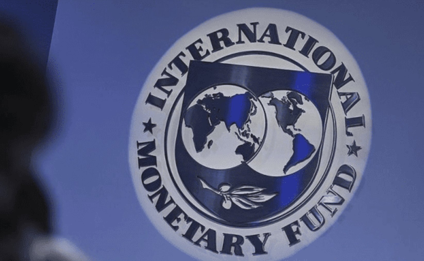 Ukraine Gets First $1.5 Billion IMF Tranche Under New Program