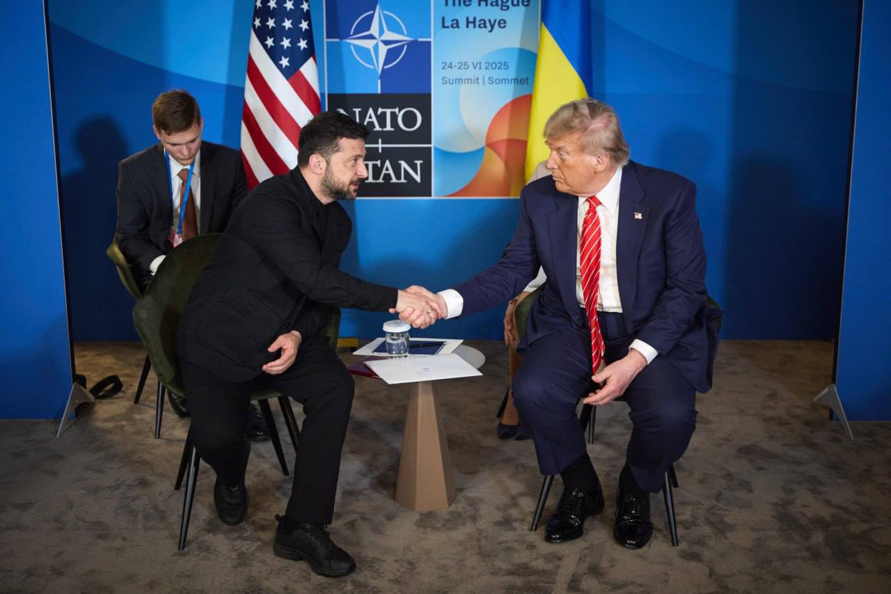 Zelensky wears suit for first time since war at Trump meeting