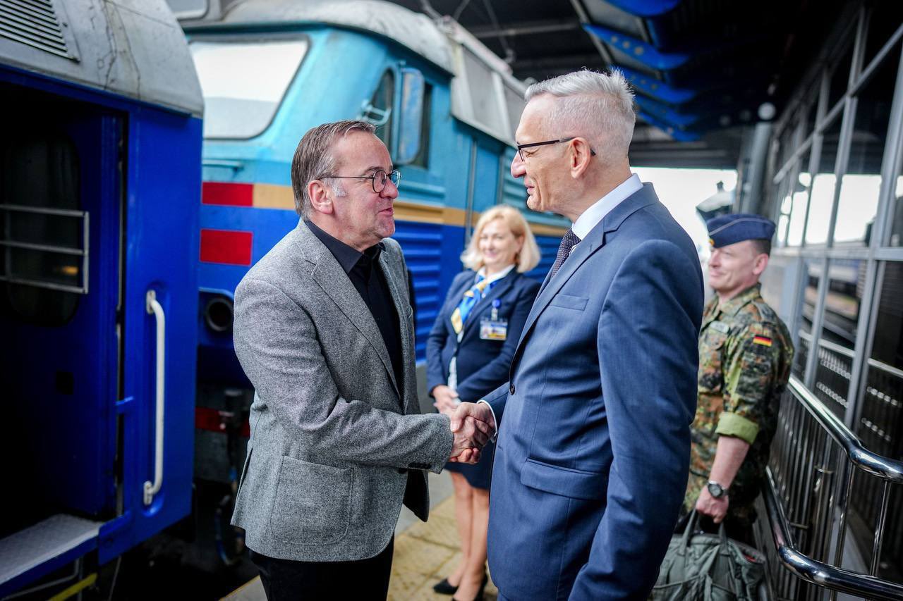 Ministre allemand de la Défense à Kyiv