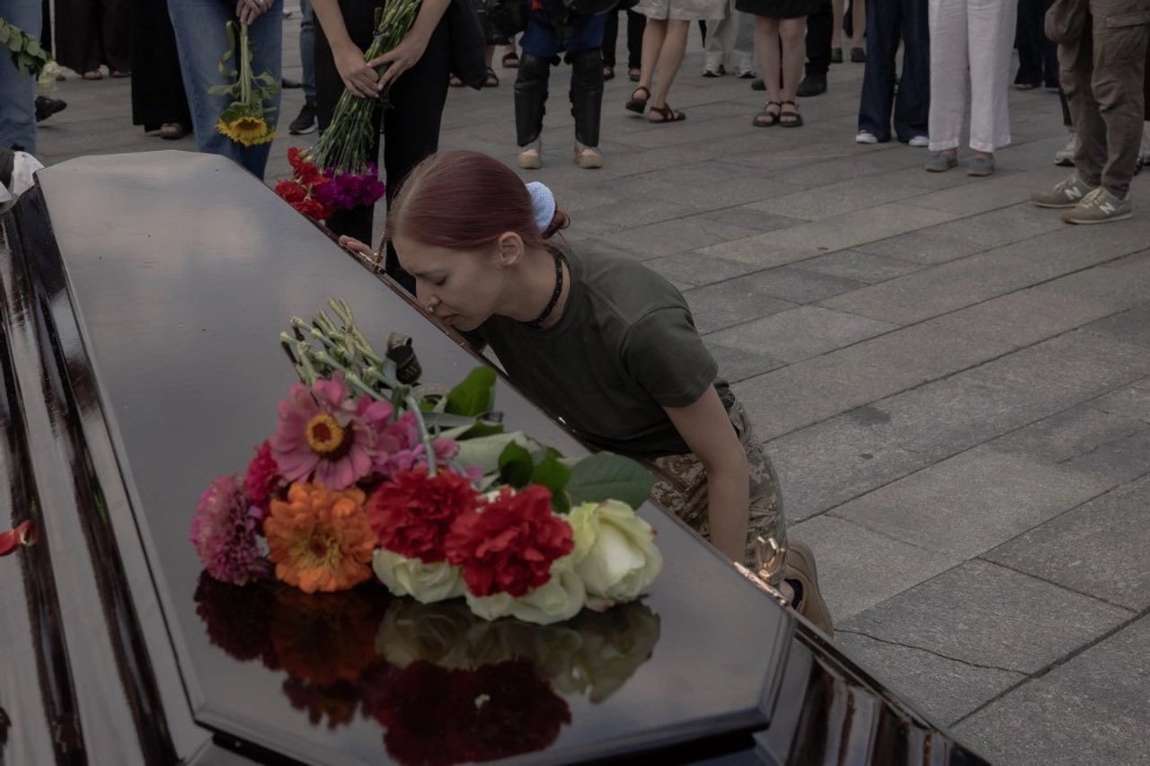 Ukrainian journalist dies in Russian captivity