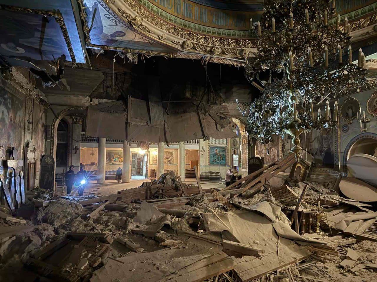 Russia destroys St. Andrew’s Cathedral in Zaporizhzhia missile strike